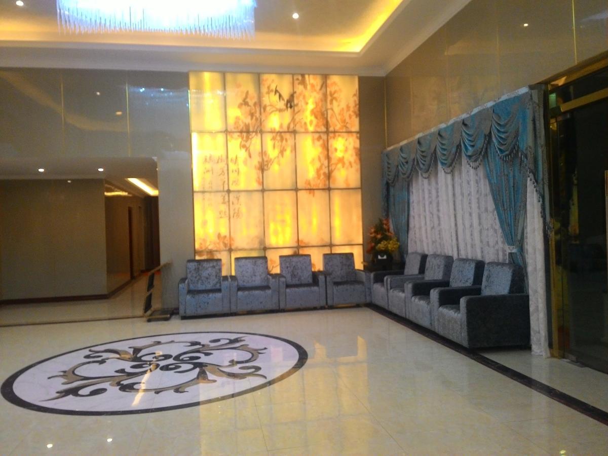 Apollo Hotel Yangon Exterior foto