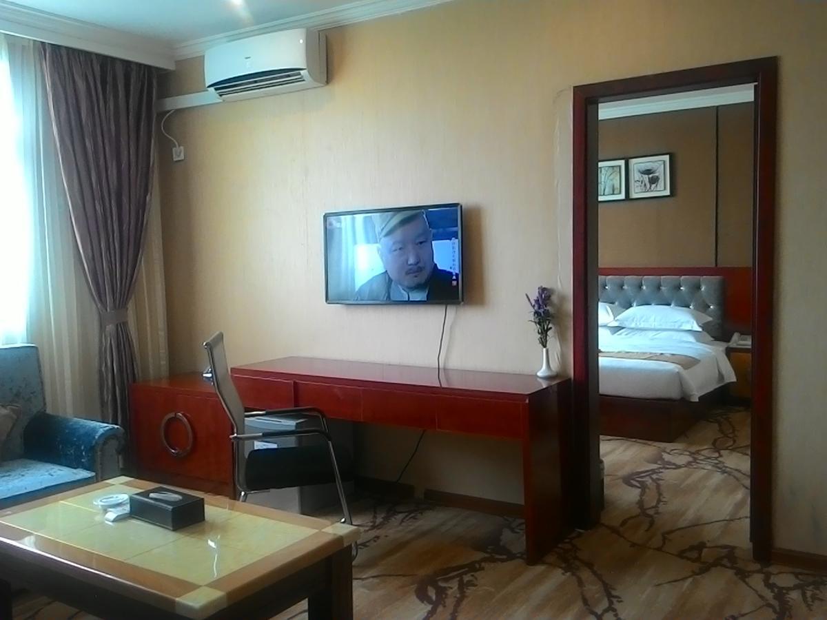 Apollo Hotel Yangon Exterior foto