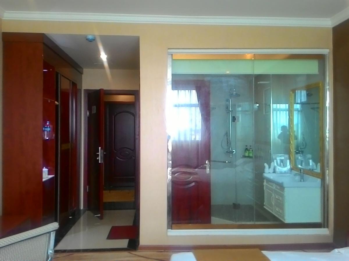 Apollo Hotel Yangon Exterior foto