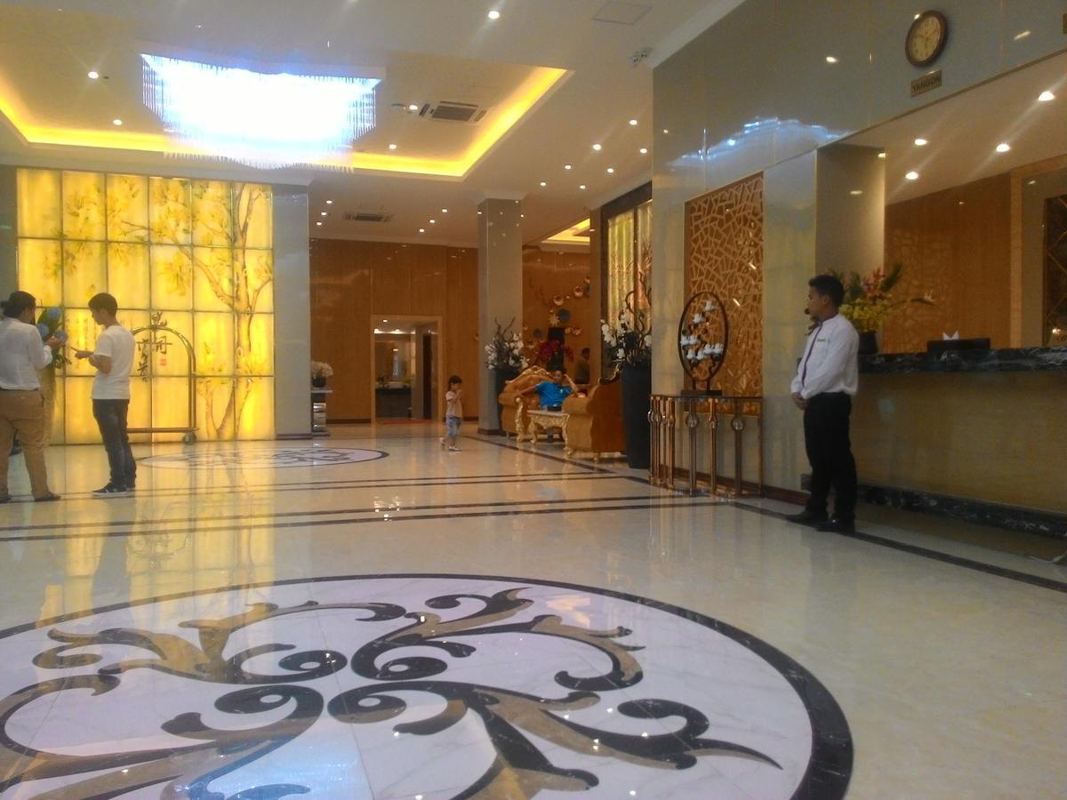 Apollo Hotel Yangon Exterior foto