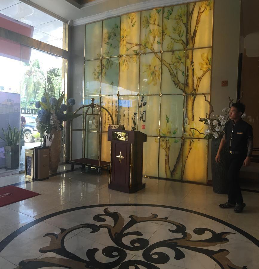 Apollo Hotel Yangon Exterior foto