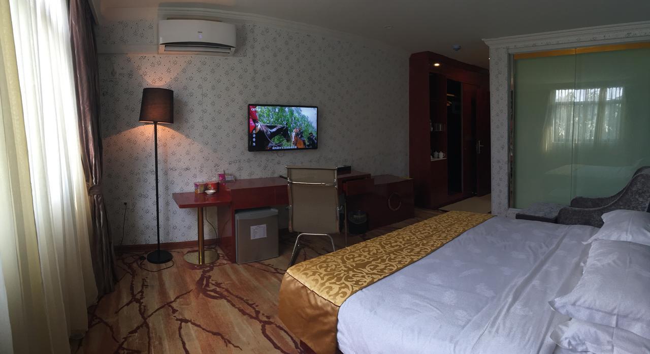 Apollo Hotel Yangon Exterior foto