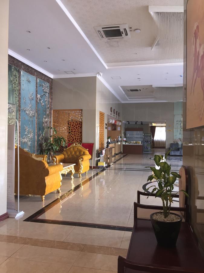 Apollo Hotel Yangon Exterior foto